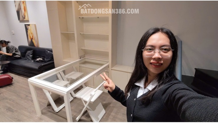 Nhà mới đẹp tặng full nội thất sát Hoà Bình, 40m2, 3 tầng mà chỉ 4Đ lớn